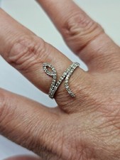 9ct White Gold Diamond Snake Ring Size Q (2.00g)