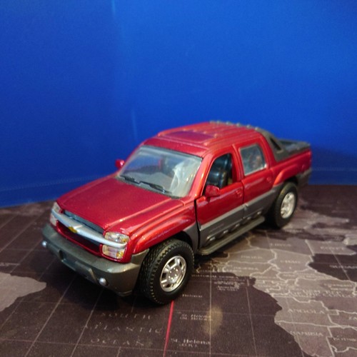 New ray chevrolet avalanche - ray,