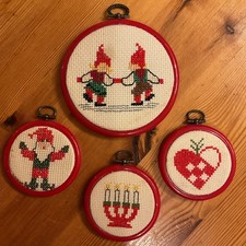 4 VINTAGE SWEDISH ROUND