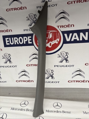 Renault trafic vivaro right - renault,
