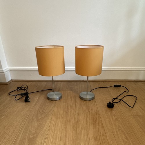 Bedside table lamp set - table,