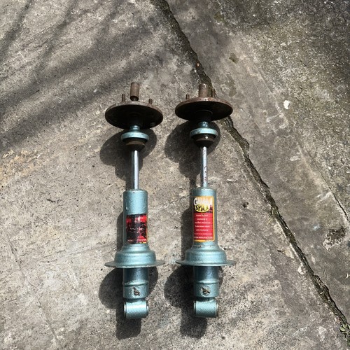 Triumph adjustable front shock - front,