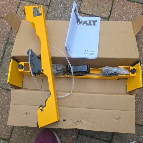Dewalt de7025 mounting - dewalt,