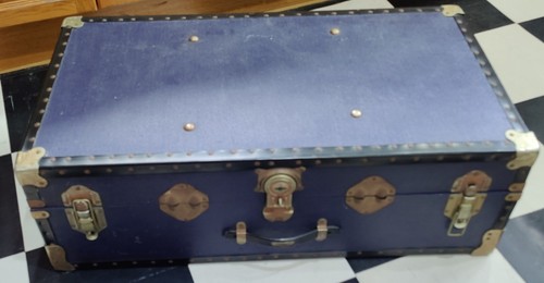 Vintage overpond steamer trunk - overpond,