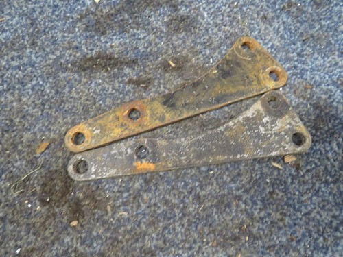 Velocette engine brackets mov - velocette,