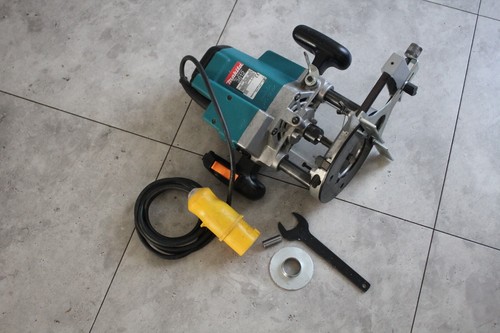 Makita 3612 110v - , with