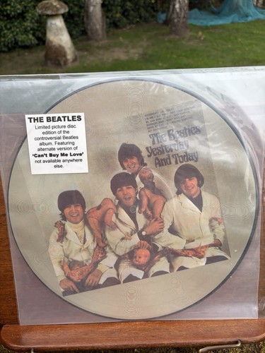 Beatles yesterday and today - yesterday,