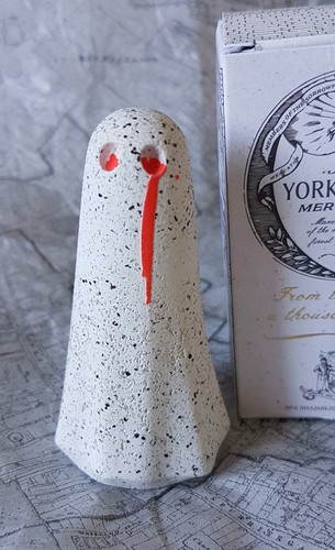 Orange tear white - -, malabar