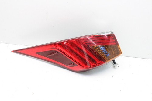Lexus xe30 300h rear left - is,