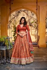 Women Pichwai Print Lehenga