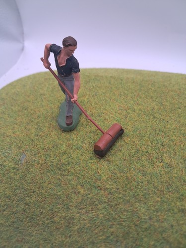 Britains farm male farmhand - farm, ,