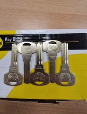 Genuine yale patented - 5,