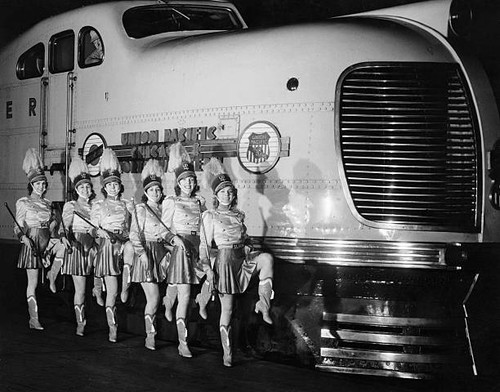 Majorettes union pacific - in,