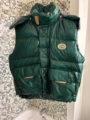 Gucci interlocking down vest - gucci,