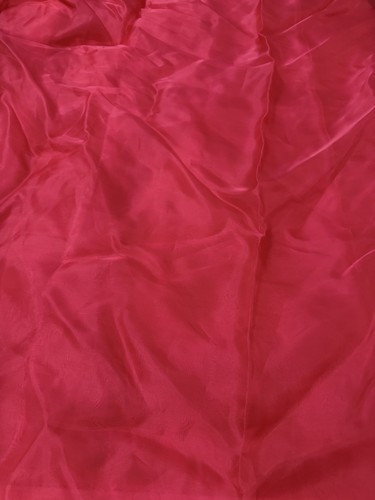 100 pure silk organza - 100%,