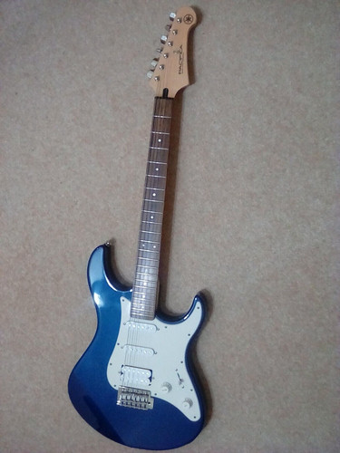Yamaha pacifica 012 - –, full