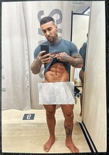 Nude Frontal Male Model Photo