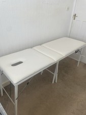 Foldable  Massage Table with Face Hole
