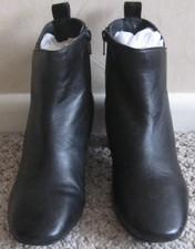 Ladies Black Leather and Suede