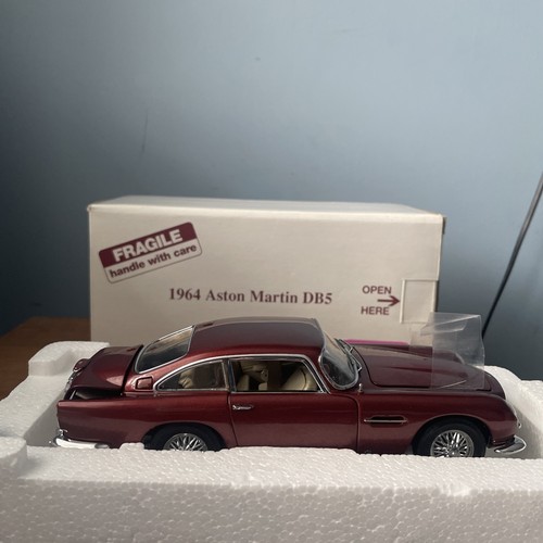 Danbury mint 1964 aston - danbury,