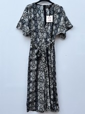 Qed london black white - &, snake