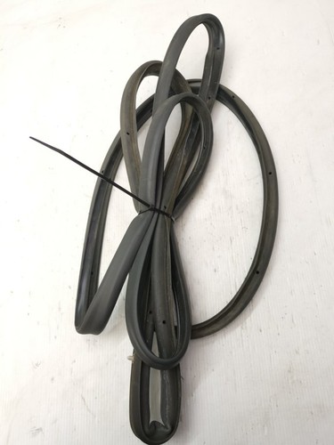 Vauxhall astra rubber trim - vauxhall,