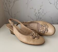 Gabor Beige Leather Slingback Sandals / Shoes - Size 5.5