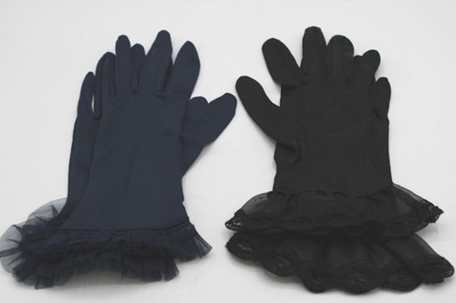 Pair women vintage style - of,