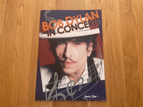 Bob dylan concert tour - -,