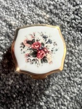 Vintage Stratton Enamel Pill Box Floral Design