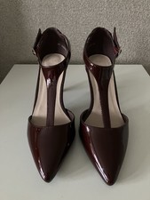 Ladies Size 5 Wide Fit