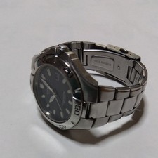 CASIO QT Wristwatch Working