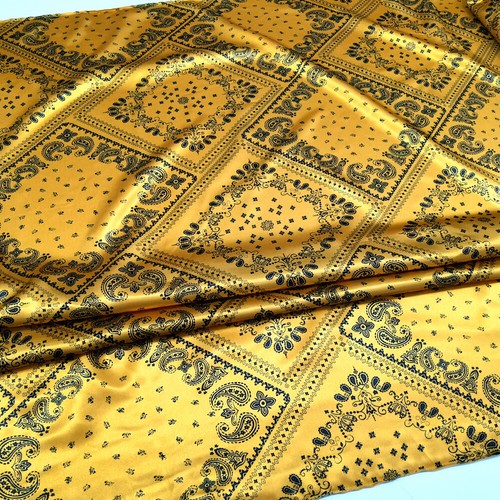 Patchwork paisley - 58'',