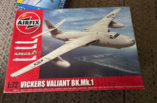 Airfix a11001a vickers valiant - vickers,