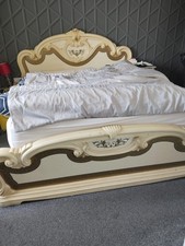 Luxury  Natalie - High Gloss Classic Italian bed - Cream & Gold - King