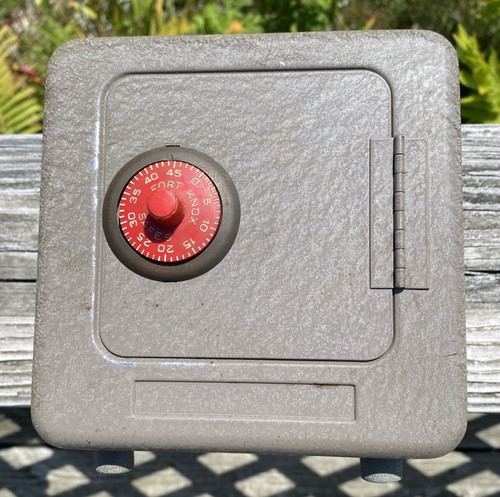 Vtg fort knox metal - vtg.,