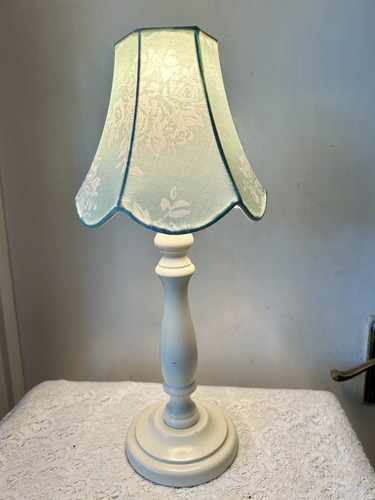Shabby chic cream wooden table - cream,