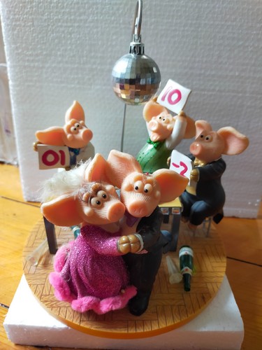 Rare piggin collectable - piggin,