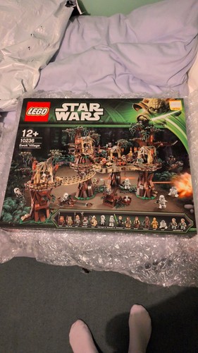Lego star wars ewok village - star,