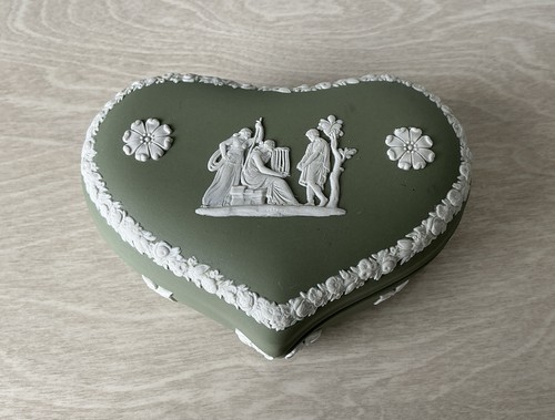 Wedgewood jasperware sage - wedgewood,