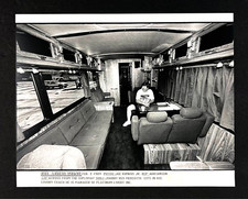 1989 Platinum Livery Inc