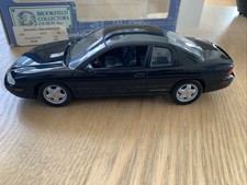 Brookfield Collectors Guild Chevy Monte Carlo 1995 Bank Replica Plastic 1/24