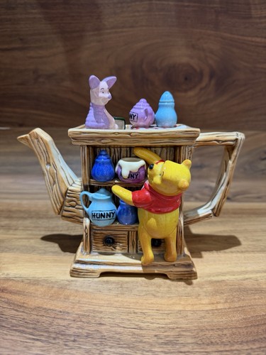 Winnie the pooh hutch teapot - winnie,