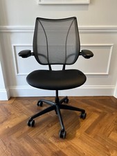 BLACK HUMANSCALE LIBERTY