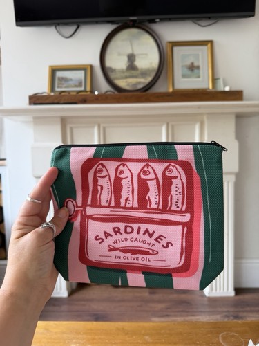 Retro vintage style - style, sardines
