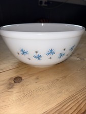 Phoenix White Glass Vintage
