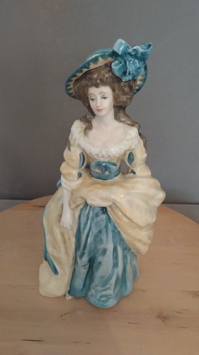 Royal doulton figurine lady - doulton,