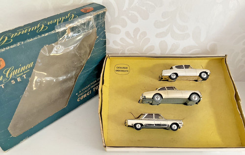 Corgi toys golden - guinea, gift