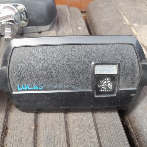 Lucas square with covers - 8's,