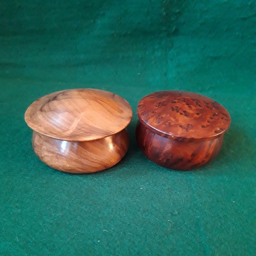 Pair small vintage - of, /